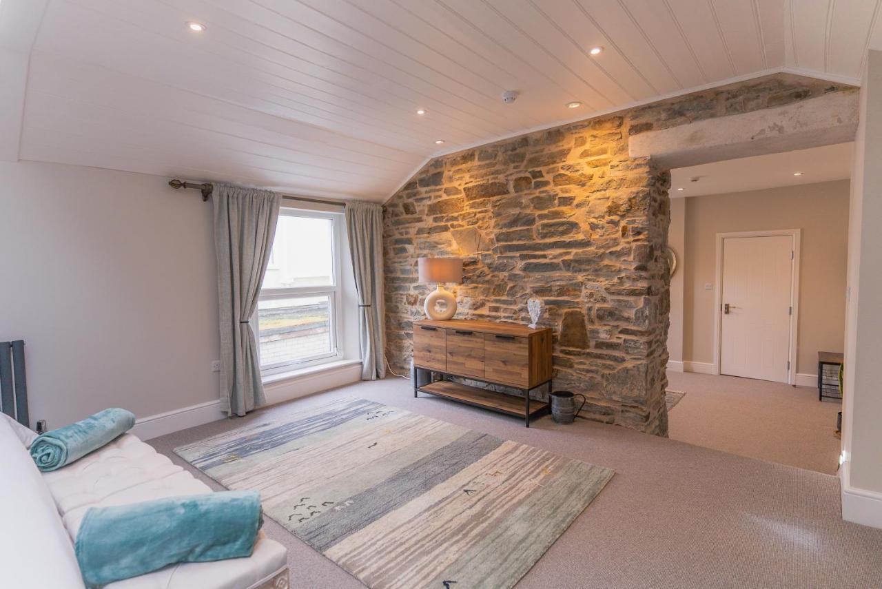 Carrick Rooms Port Saint Mary 외부 사진
